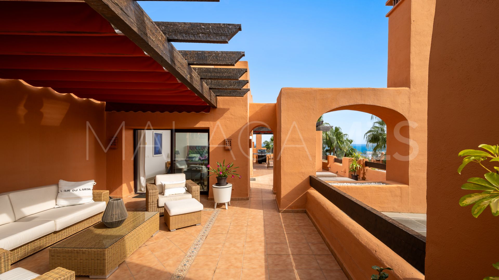 For sale La Alzambra duplex penthouse with 3 bedrooms