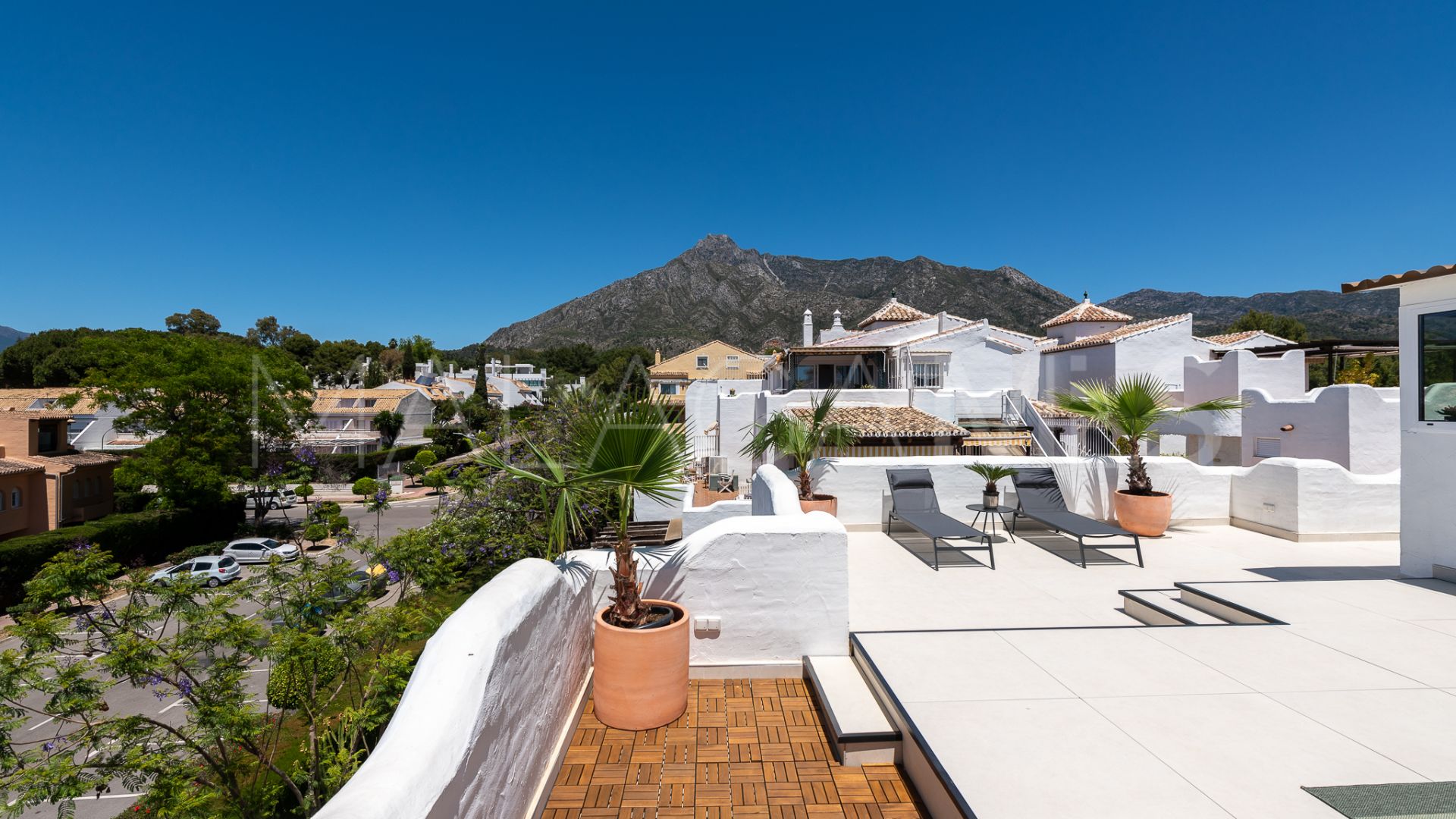 3 bedrooms Jardines de Sierra Blanca duplex penthouse for sale