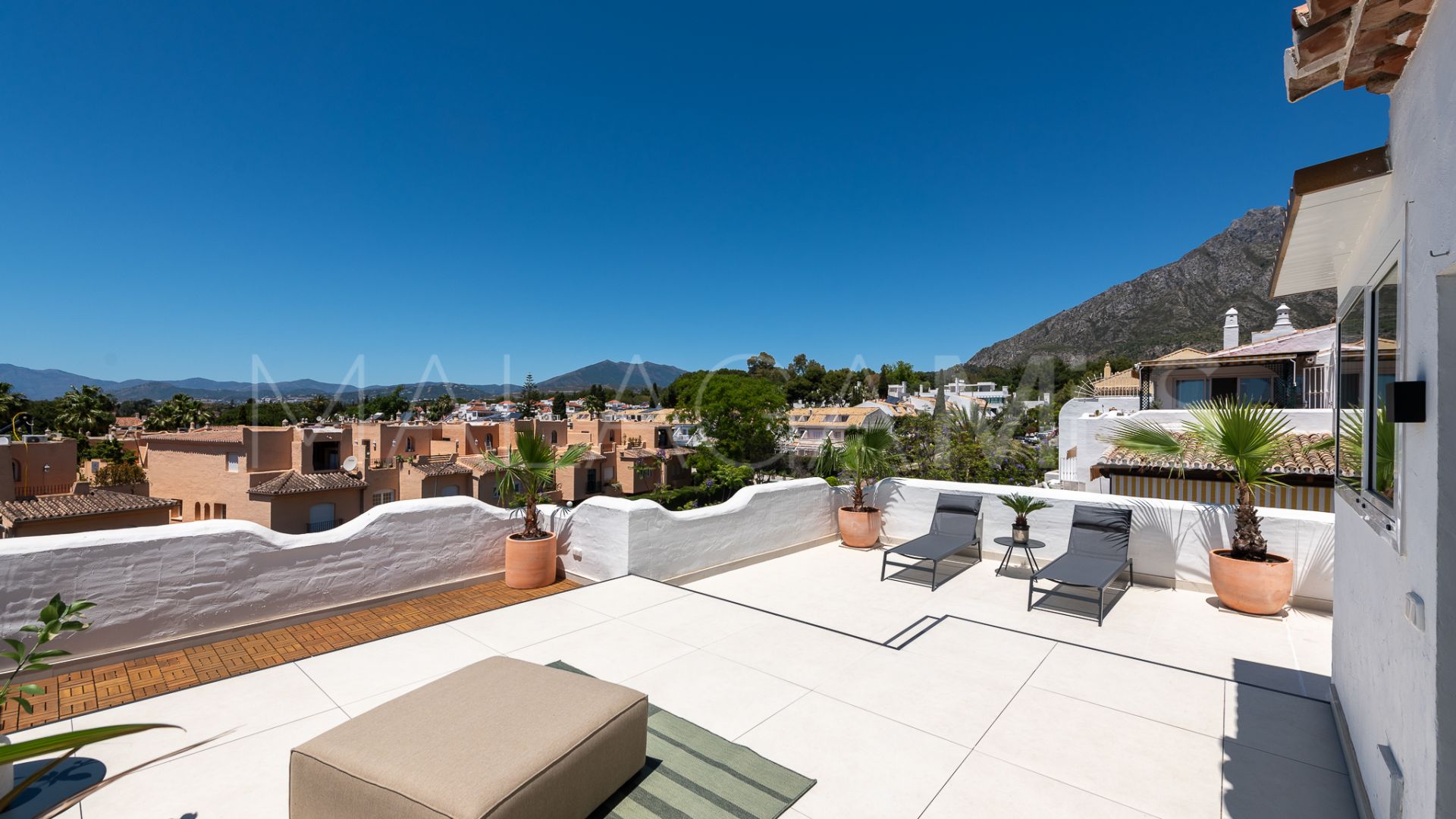 Zweistöckiges penthouse for sale in Jardines de Sierra Blanca