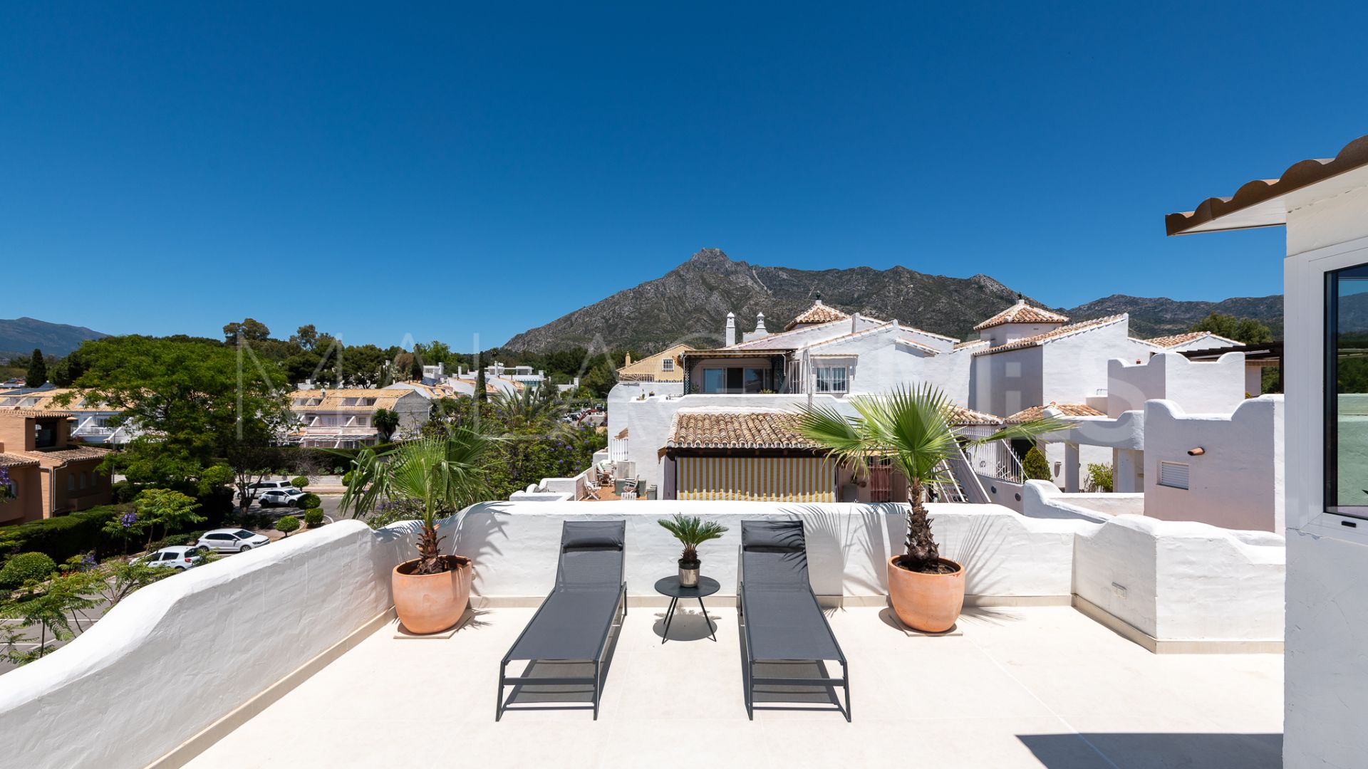 Zweistöckiges penthouse for sale in Jardines de Sierra Blanca