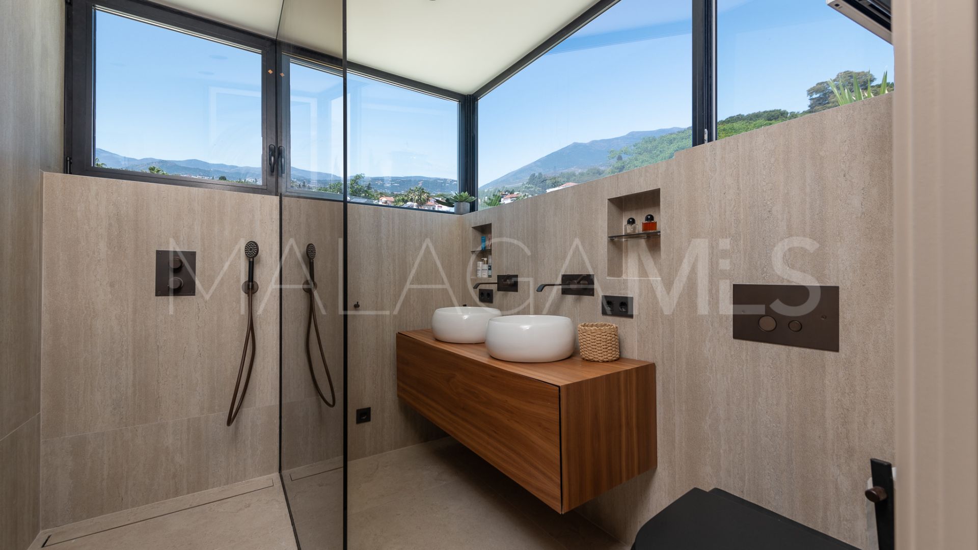 Zweistöckiges penthouse for sale in Jardines de Sierra Blanca