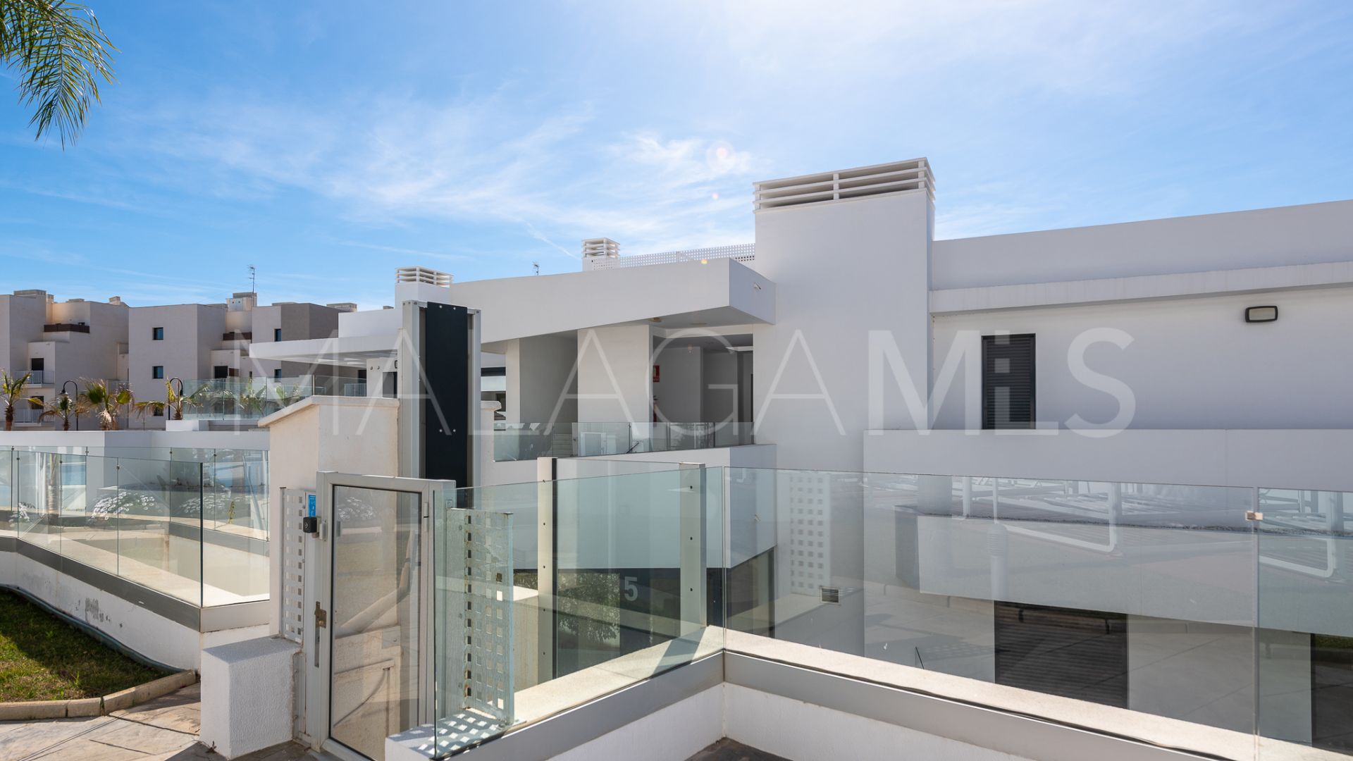 Apartamento planta baja de 3 bedrooms a la venta in Cala de Mijas