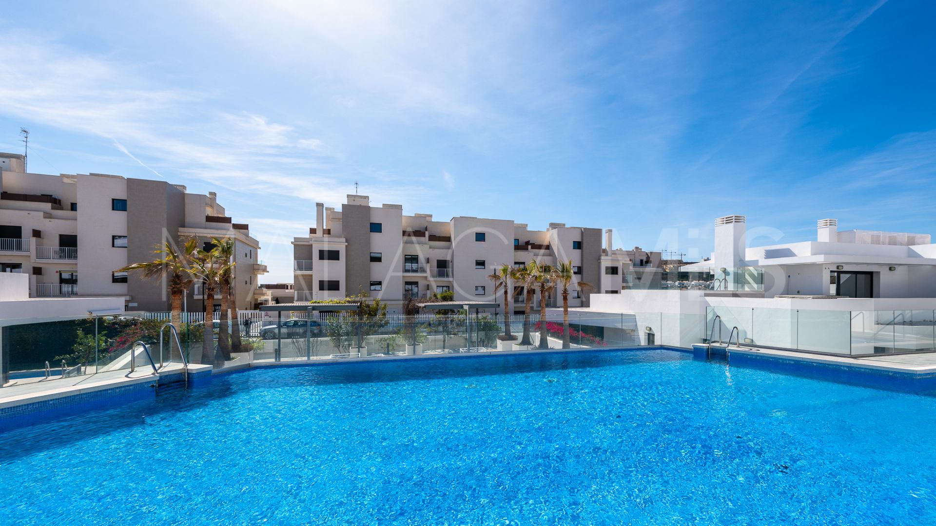 Apartamento planta baja de 3 bedrooms a la venta in Cala de Mijas