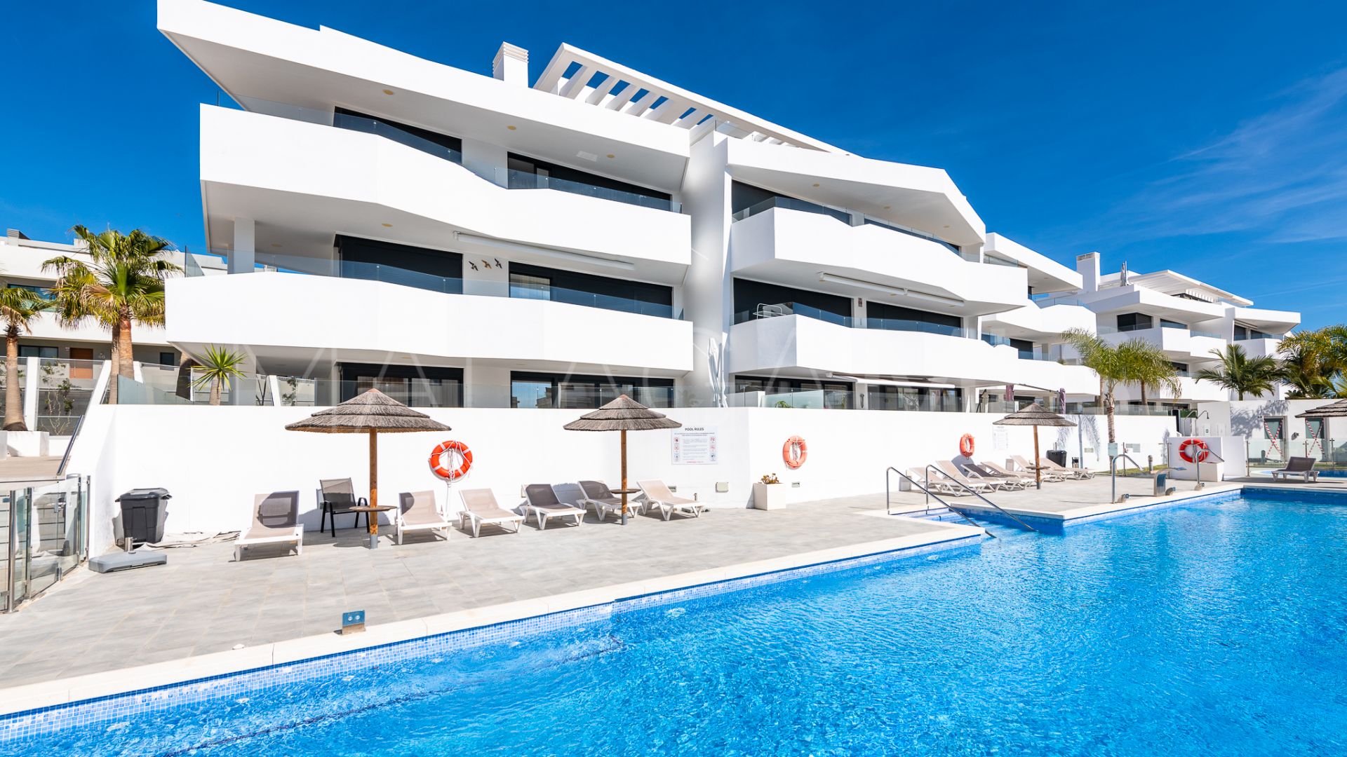 Apartamento planta baja de 3 bedrooms a la venta in Cala de Mijas