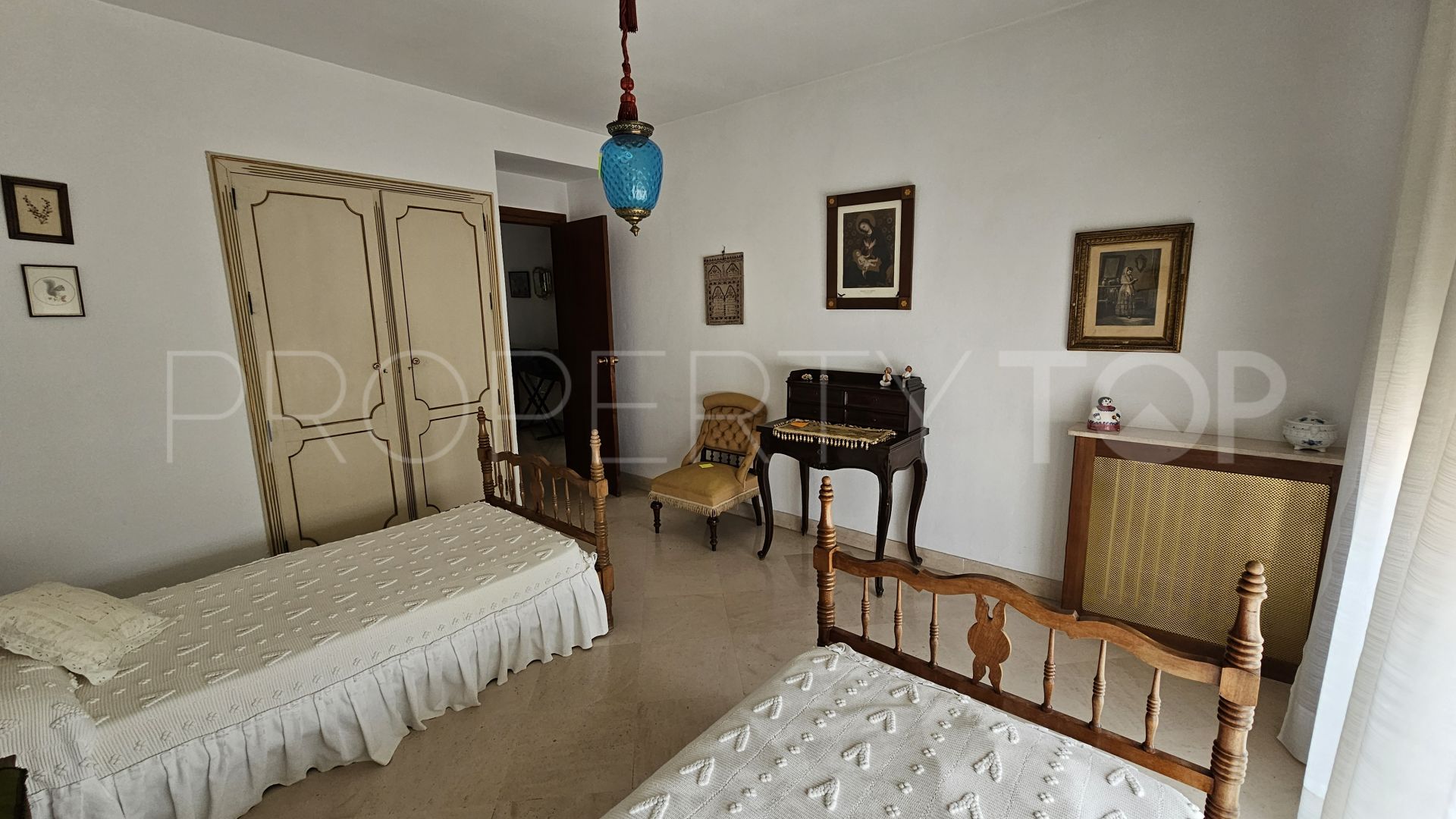 Antequera 7 bedrooms penthouse for sale