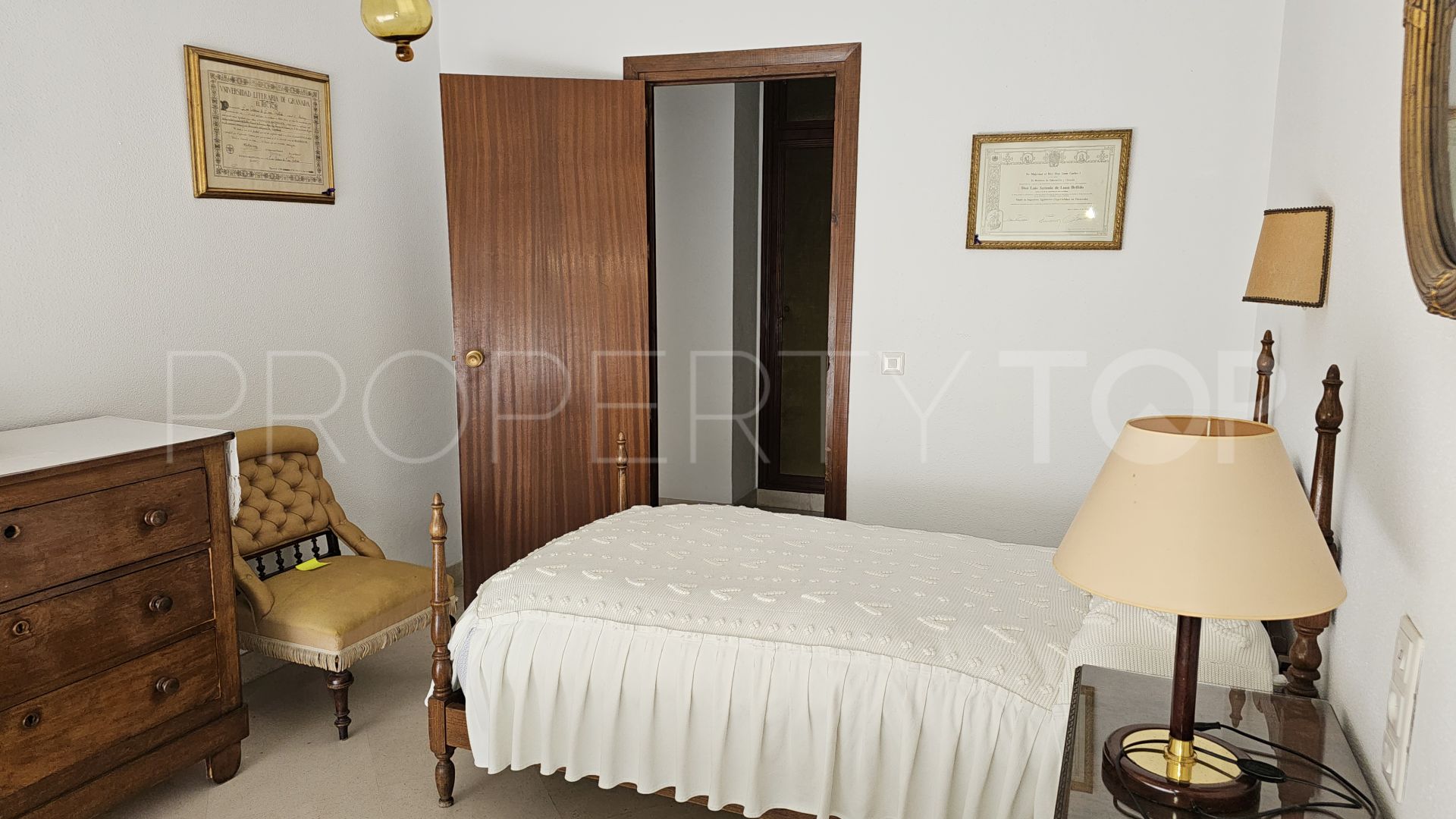 Antequera 7 bedrooms penthouse for sale