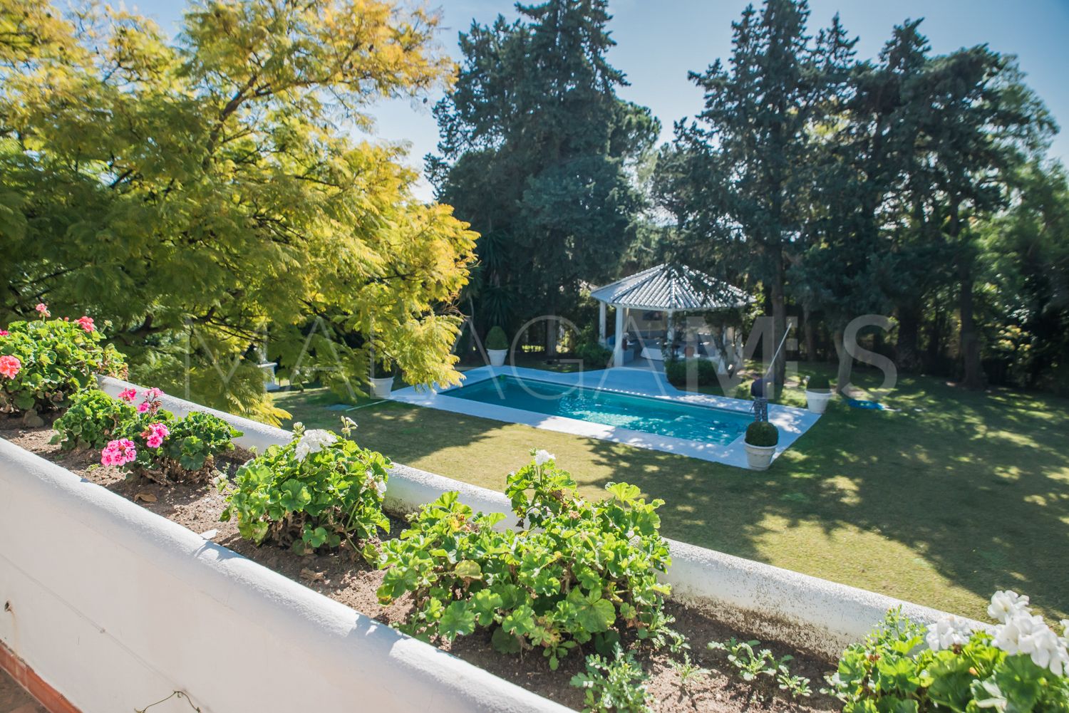 Villa for sale in Calahonda