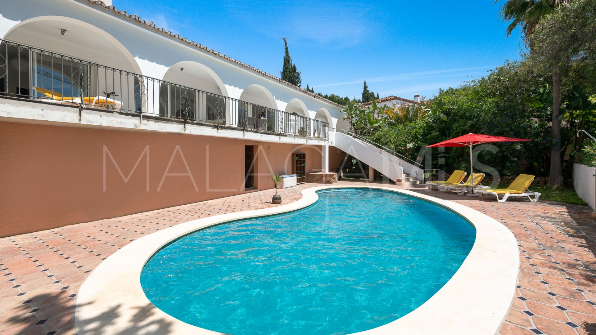 La Carolina villa for sale