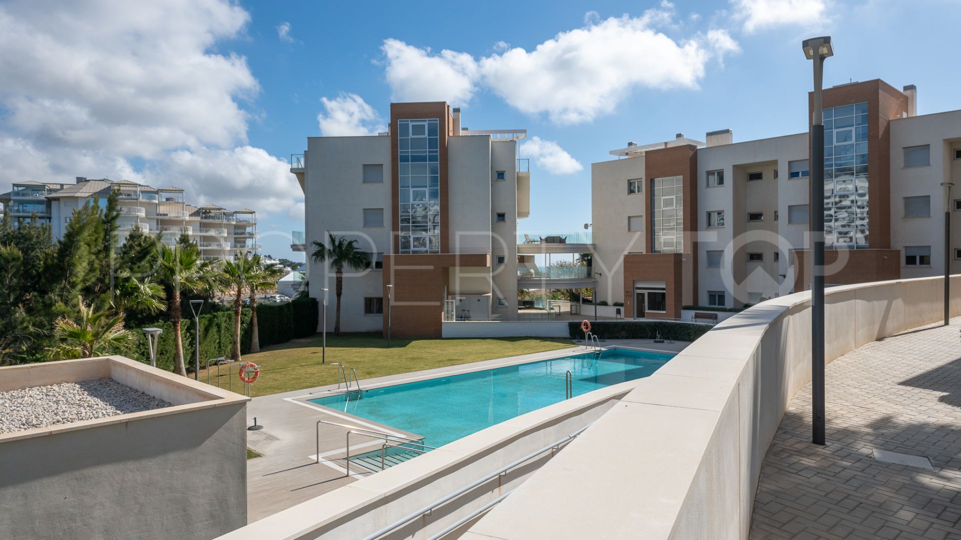 El Higueron 3 bedrooms apartment for sale