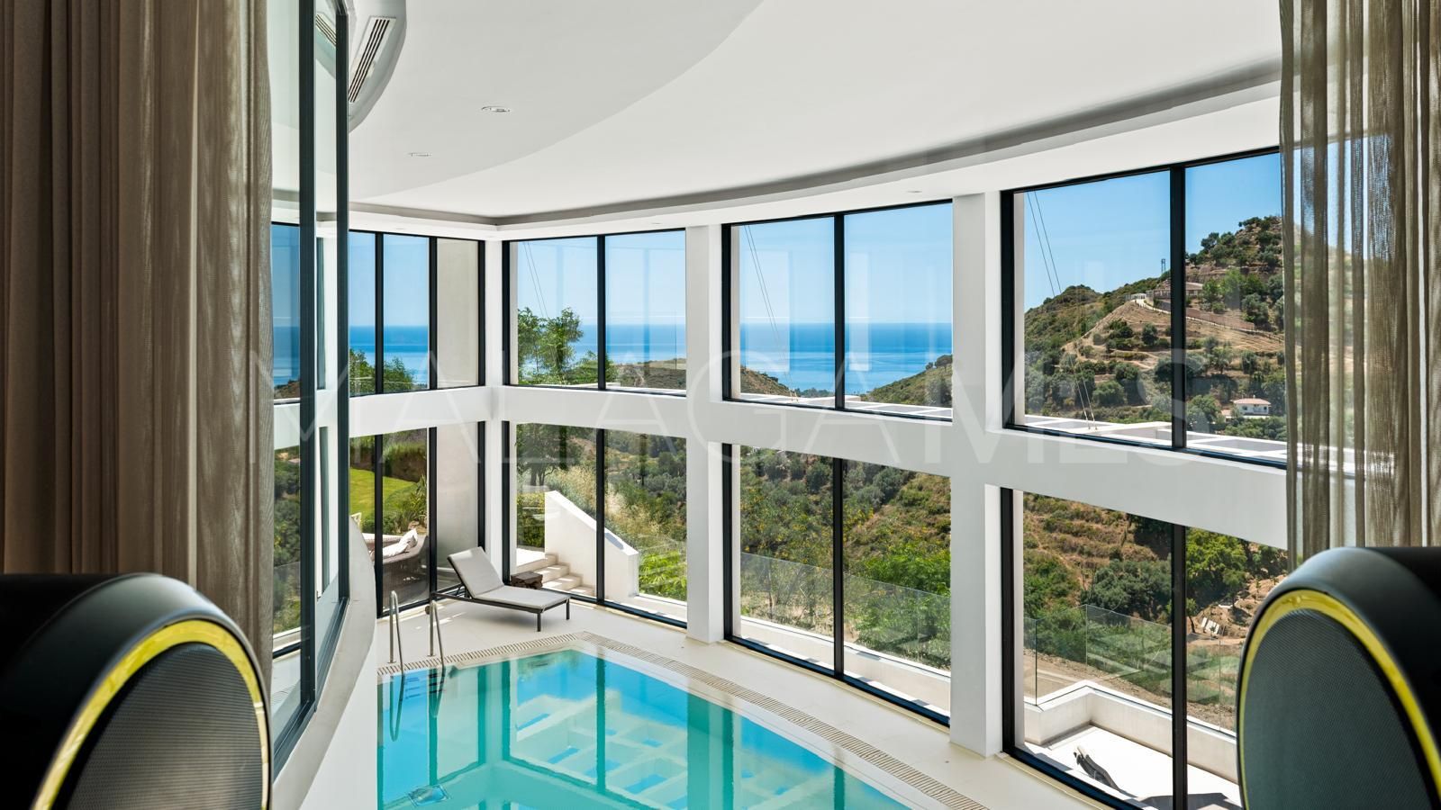 Zweistöckiges penthouse for sale in Marbella City