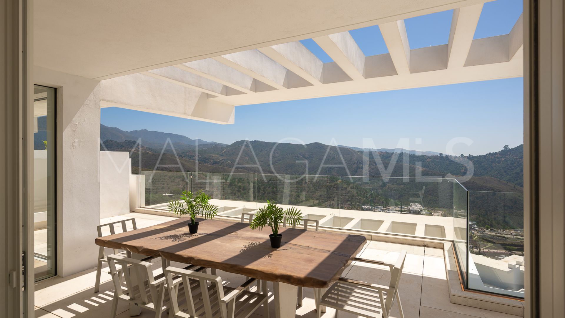Zweistöckiges penthouse for sale in Marbella City