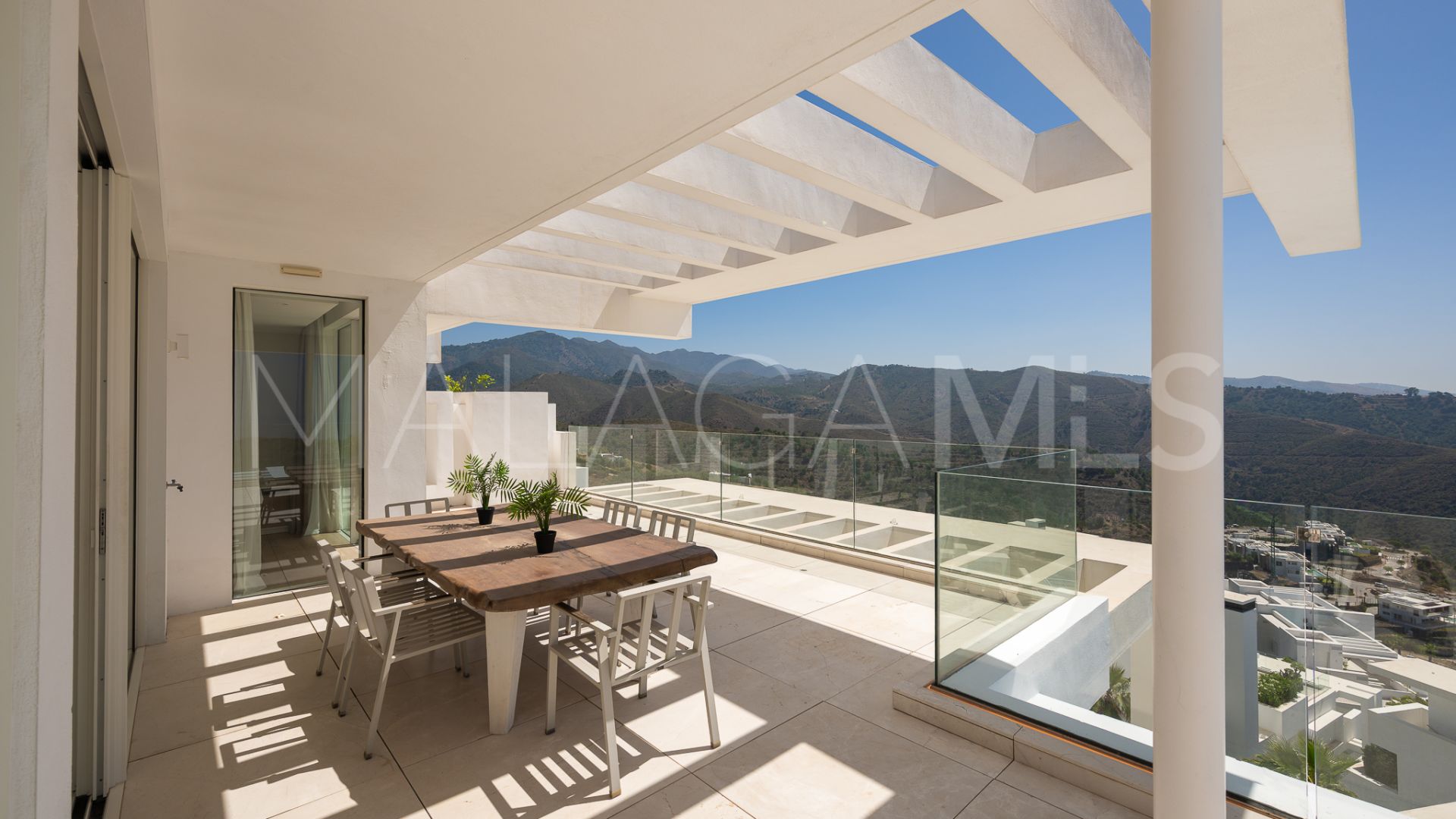 Zweistöckiges penthouse for sale in Marbella City