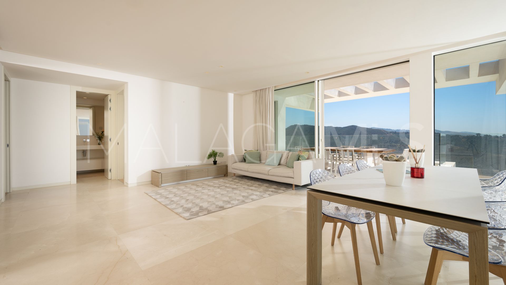 Zweistöckiges penthouse for sale in Marbella City