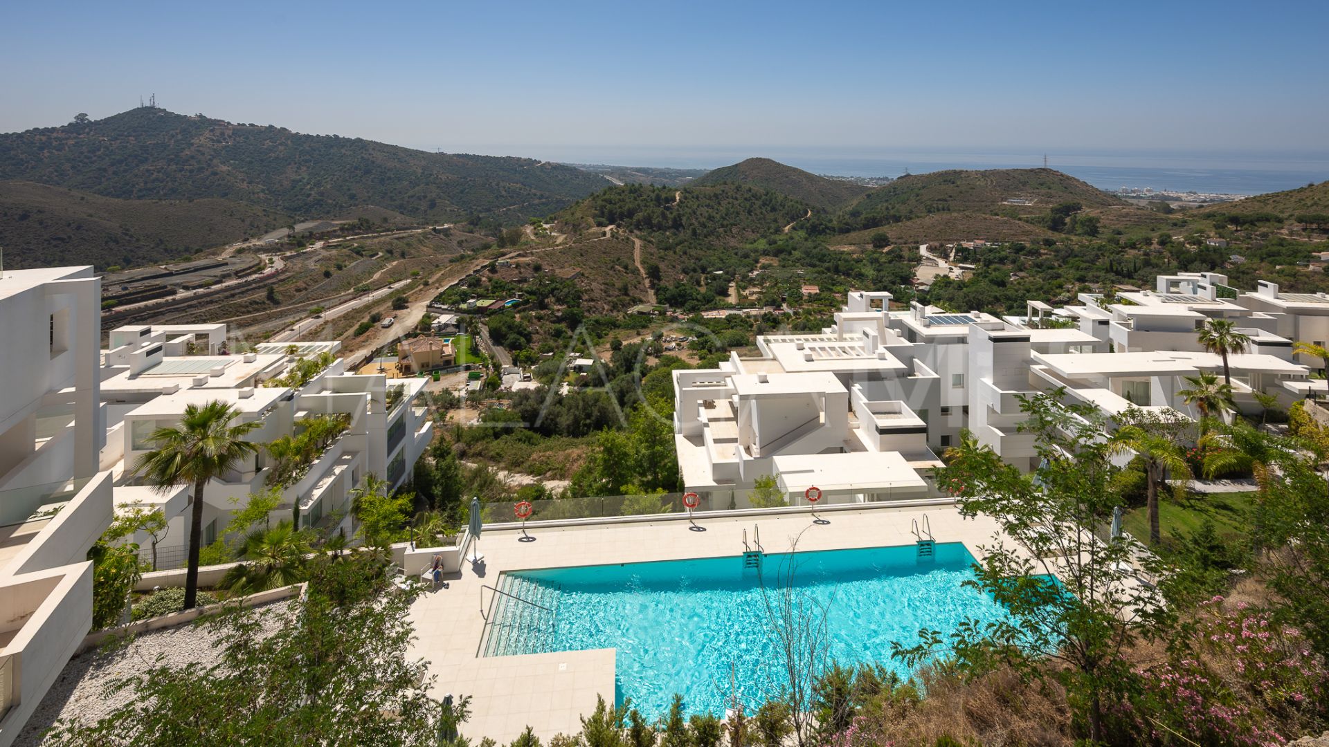 Zweistöckiges penthouse for sale in Marbella City