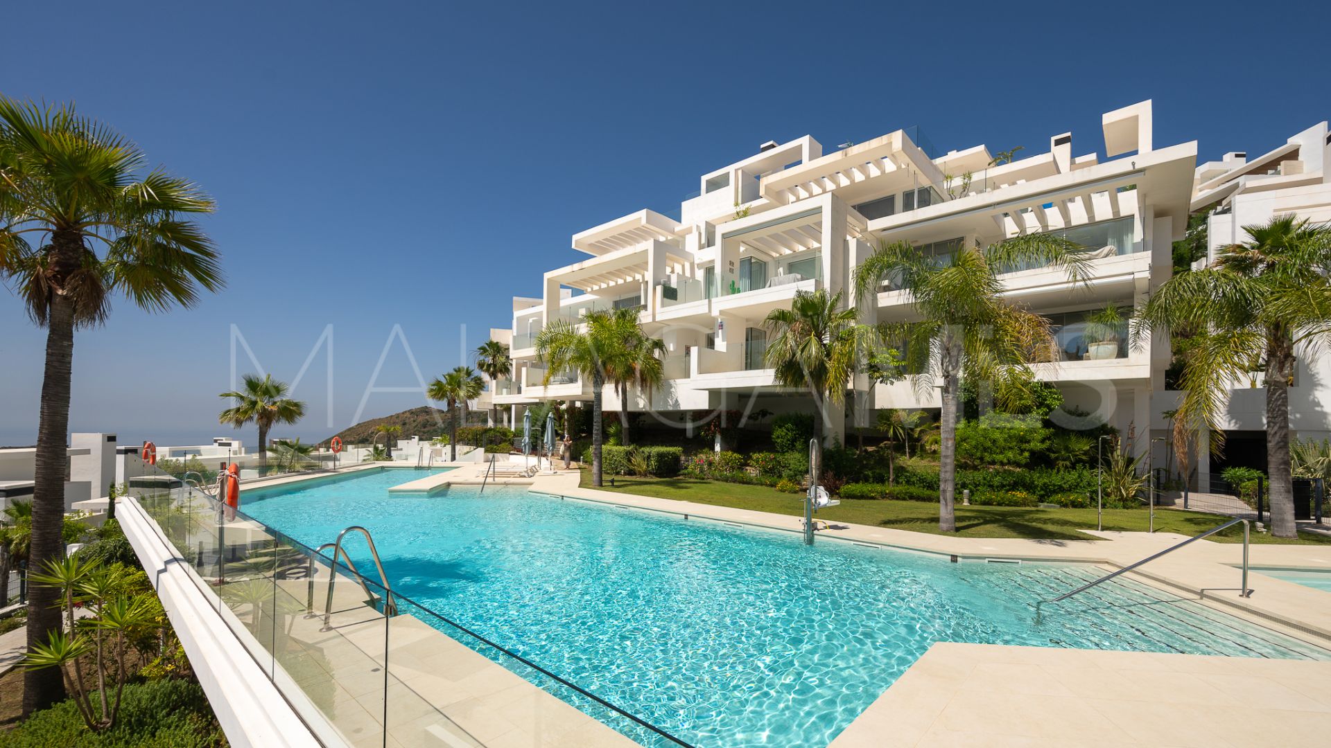Zweistöckiges penthouse for sale in Marbella City