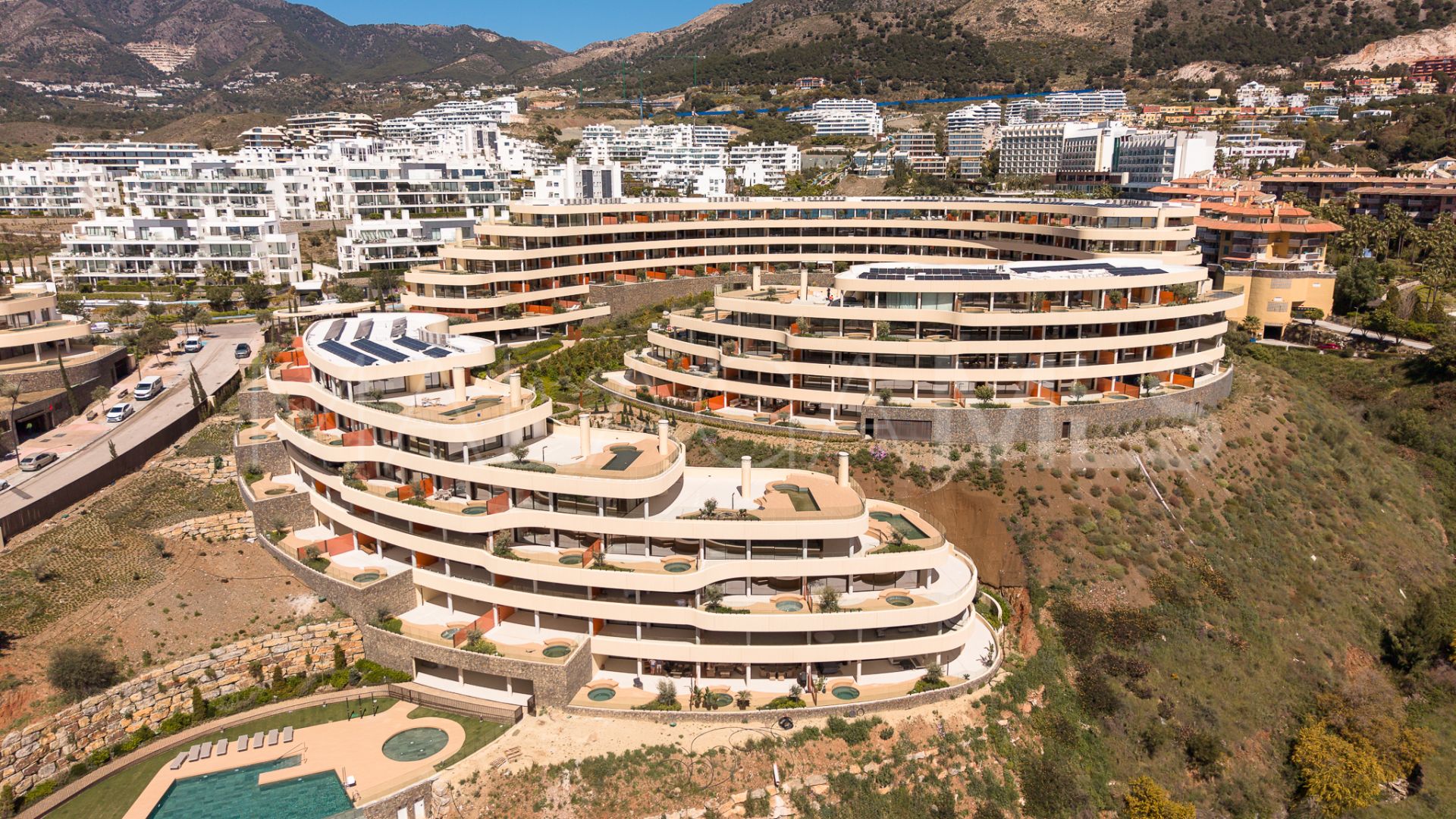 Appartement rez de chaussée for sale in El Higueron