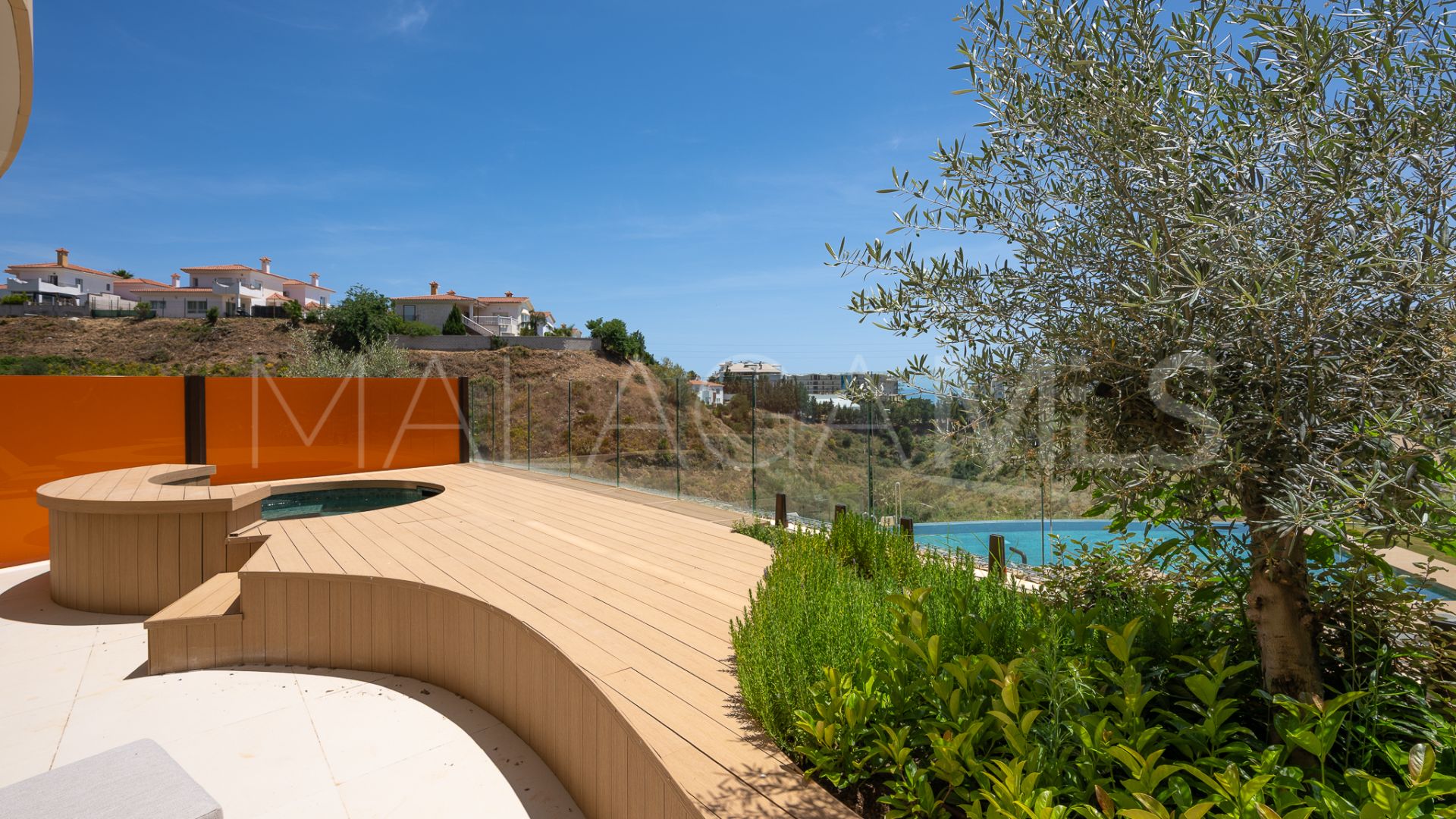 Appartement rez de chaussée for sale in El Higueron