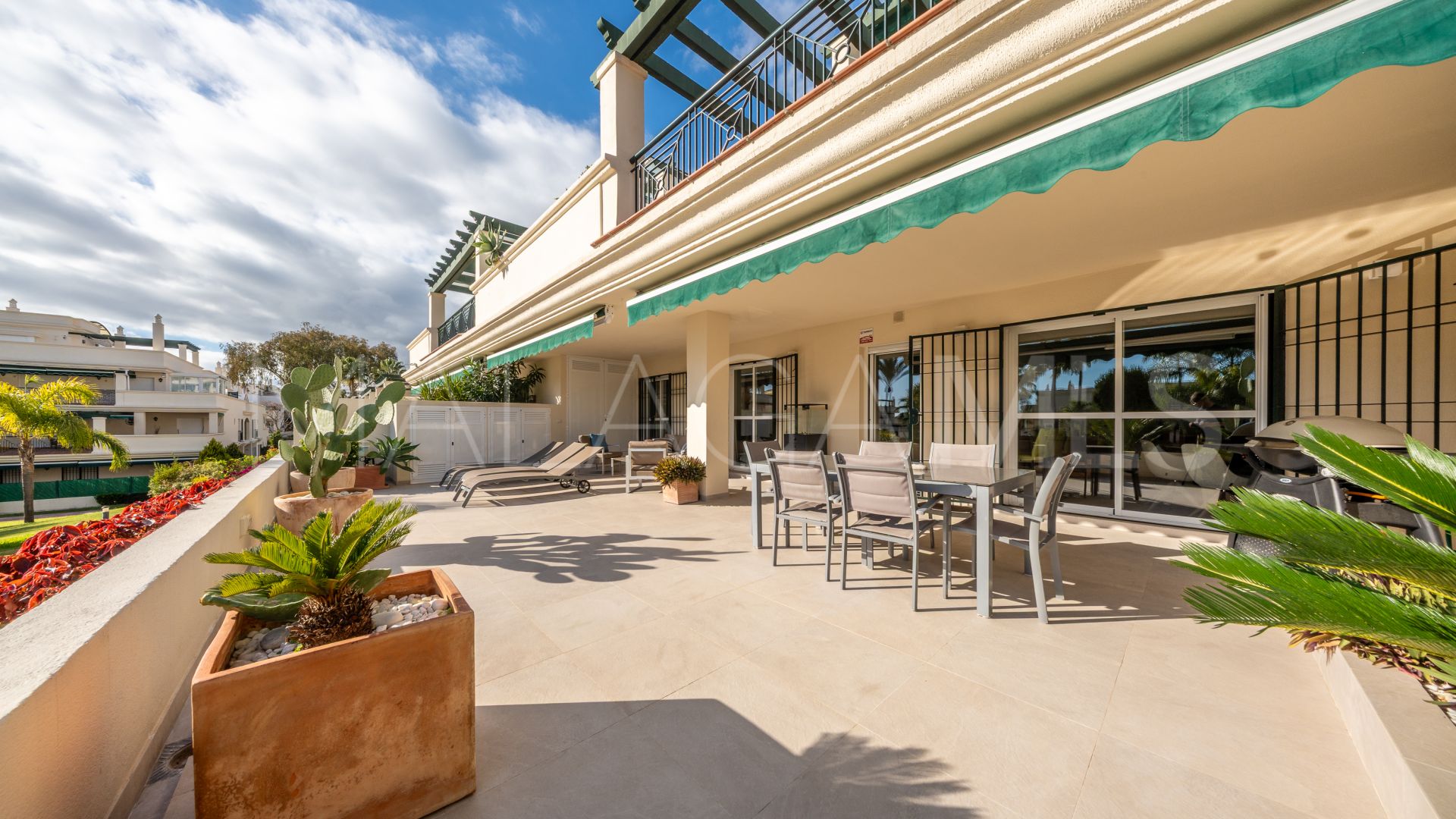 Wohnung for sale in Lorcrimar