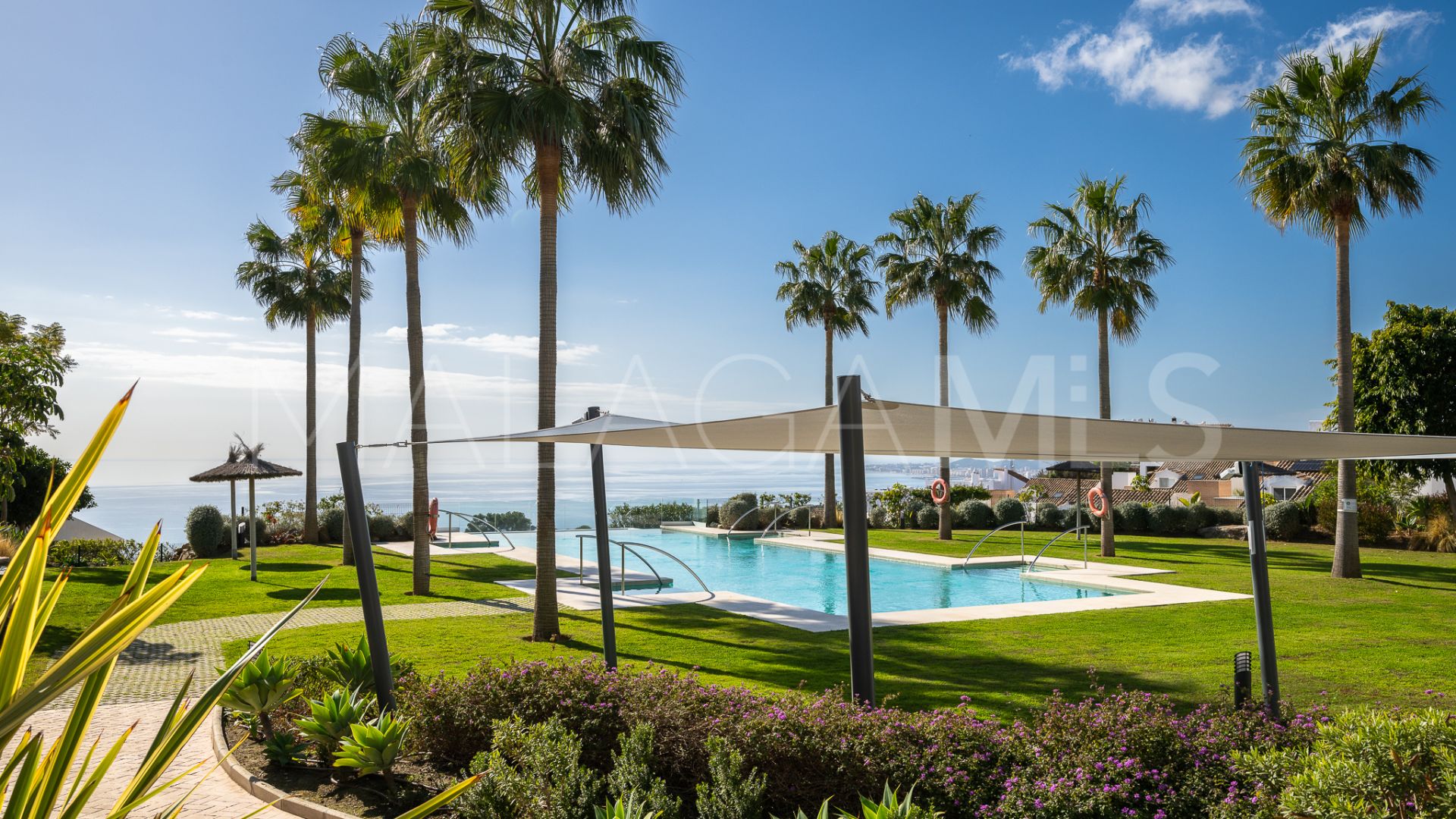Duplex penthouse for sale in Benalmadena Pueblo