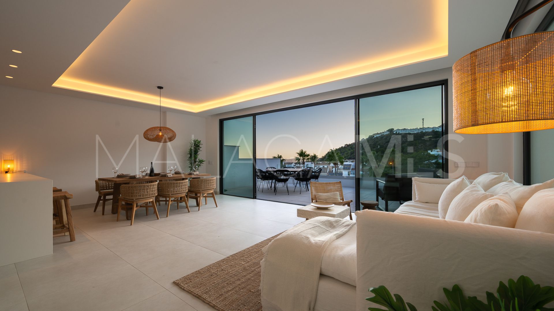 Duplex penthouse for sale in Benalmadena Pueblo