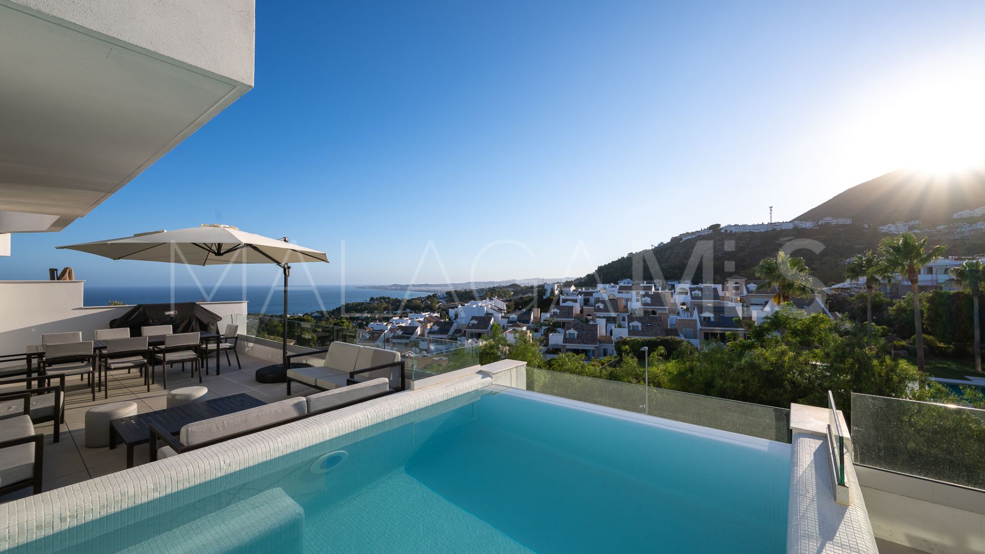 Duplex penthouse for sale in Benalmadena Pueblo