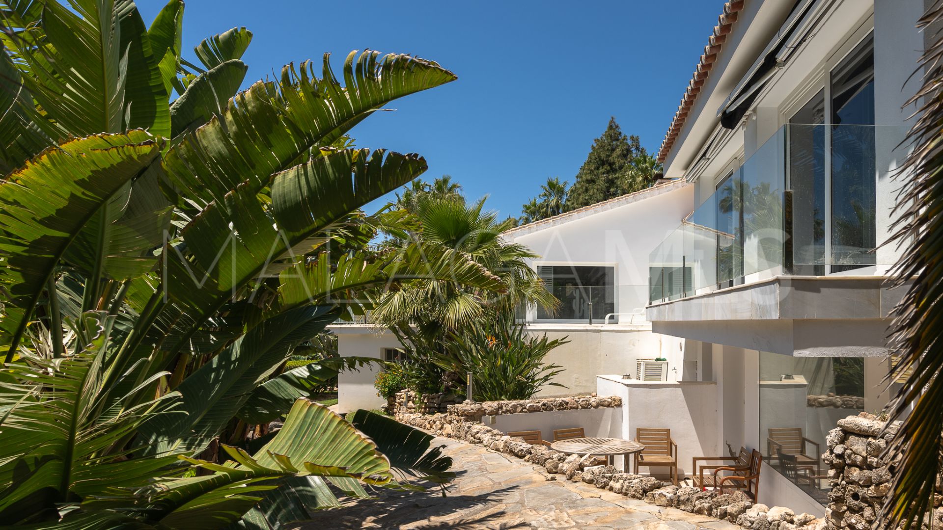 Buy villa in Hacienda las Chapas de 7 bedrooms