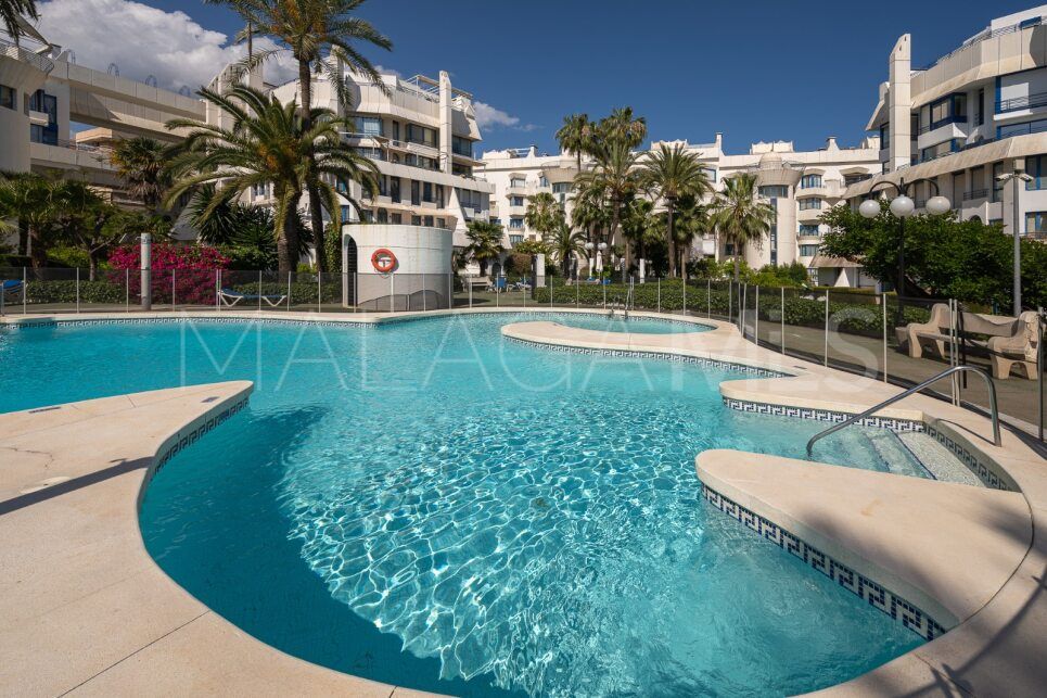 Tvåvåningslägenhet for sale in Marbella House
