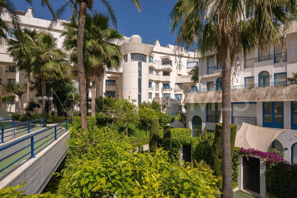 Tvåvåningslägenhet for sale in Marbella House