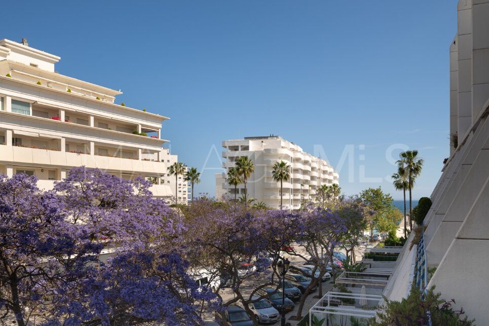Tvåvåningslägenhet for sale in Marbella House