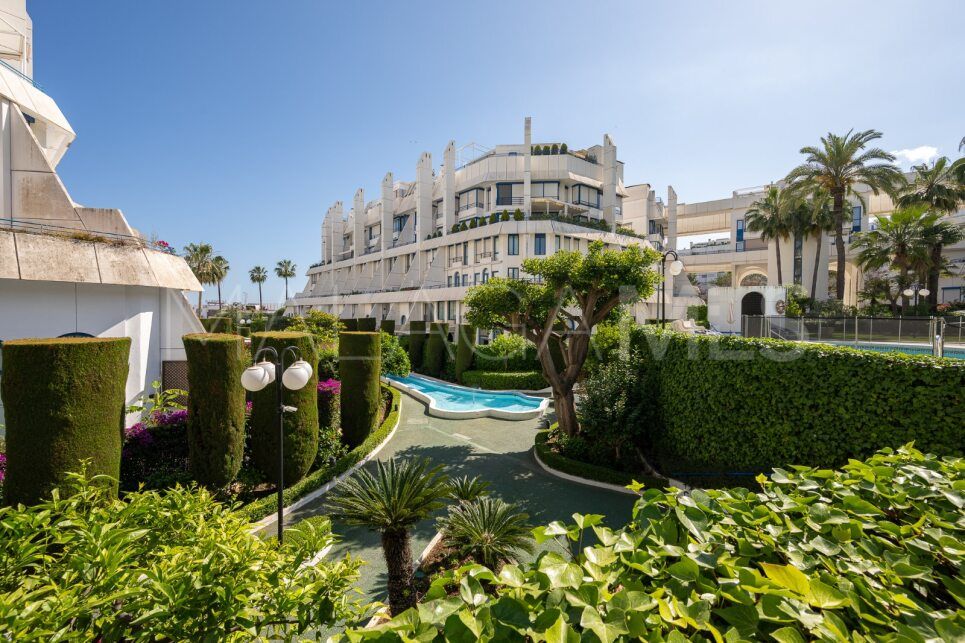 Tvåvåningslägenhet for sale in Marbella House