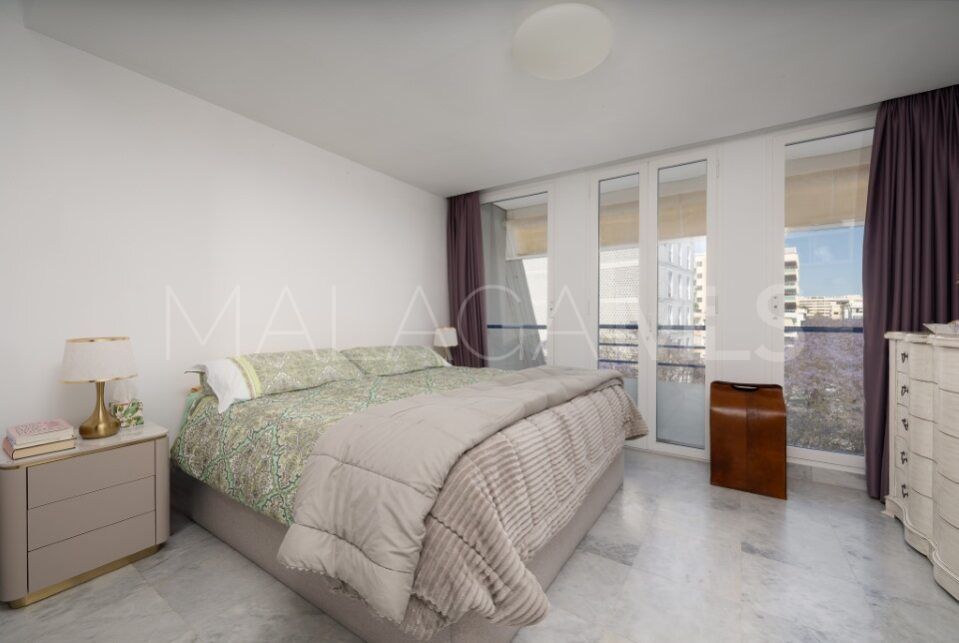Tvåvåningslägenhet for sale in Marbella House