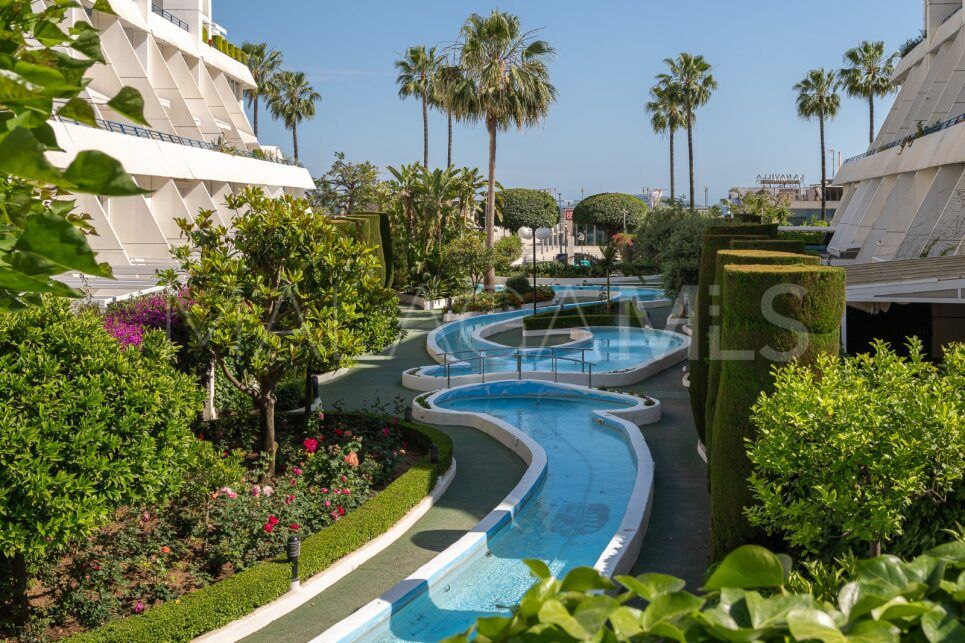 Tvåvåningslägenhet for sale in Marbella House