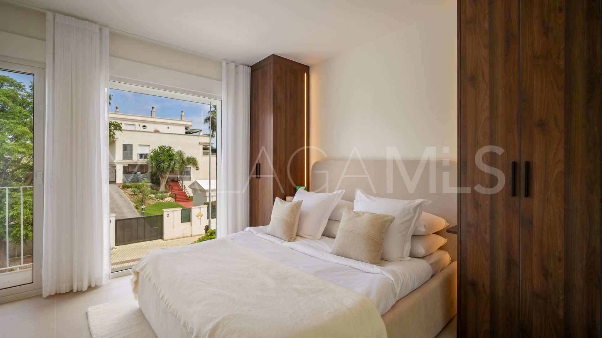 Parvilla for sale in Altos del Rodeo