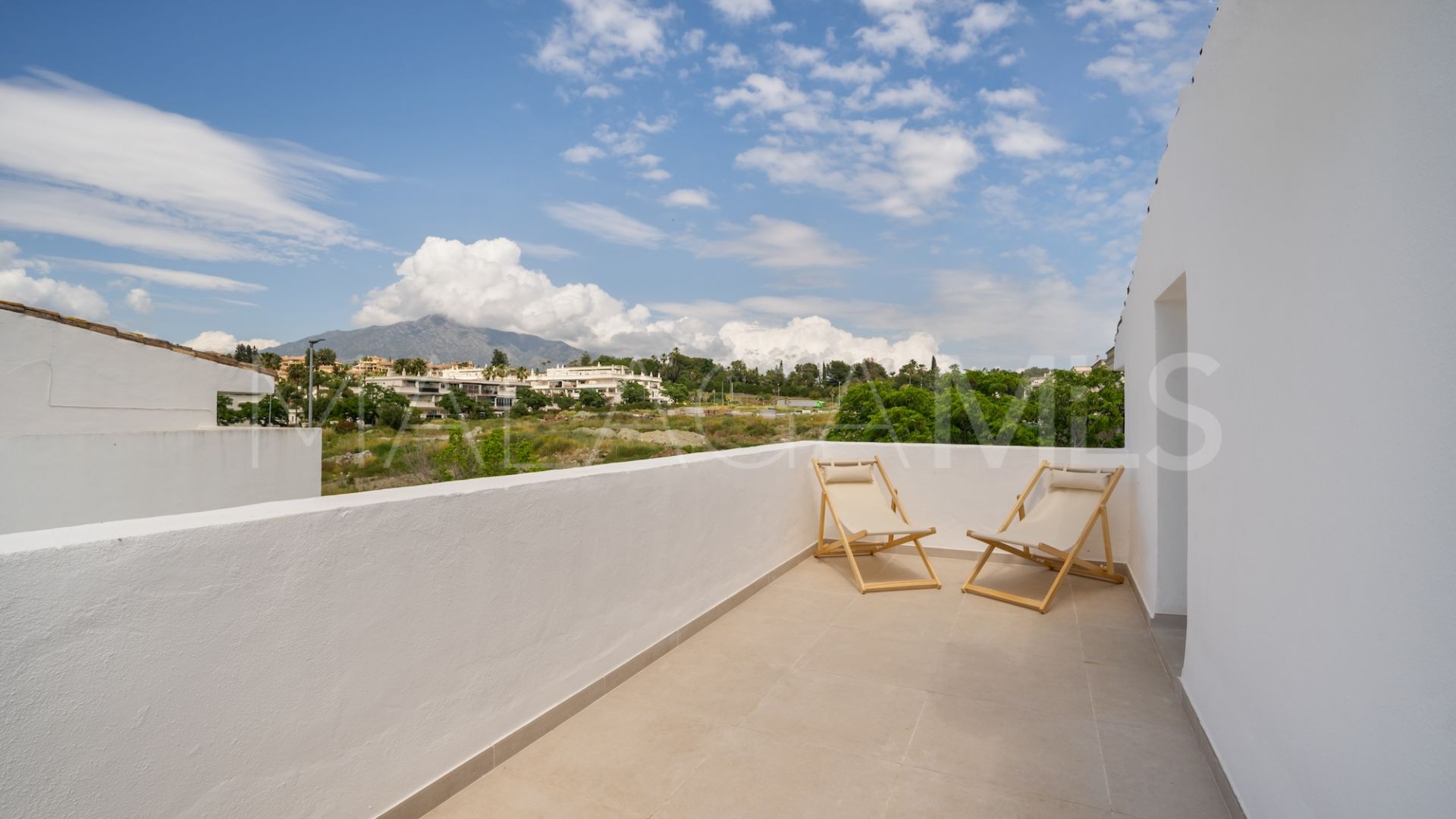 Parvilla for sale in Altos del Rodeo