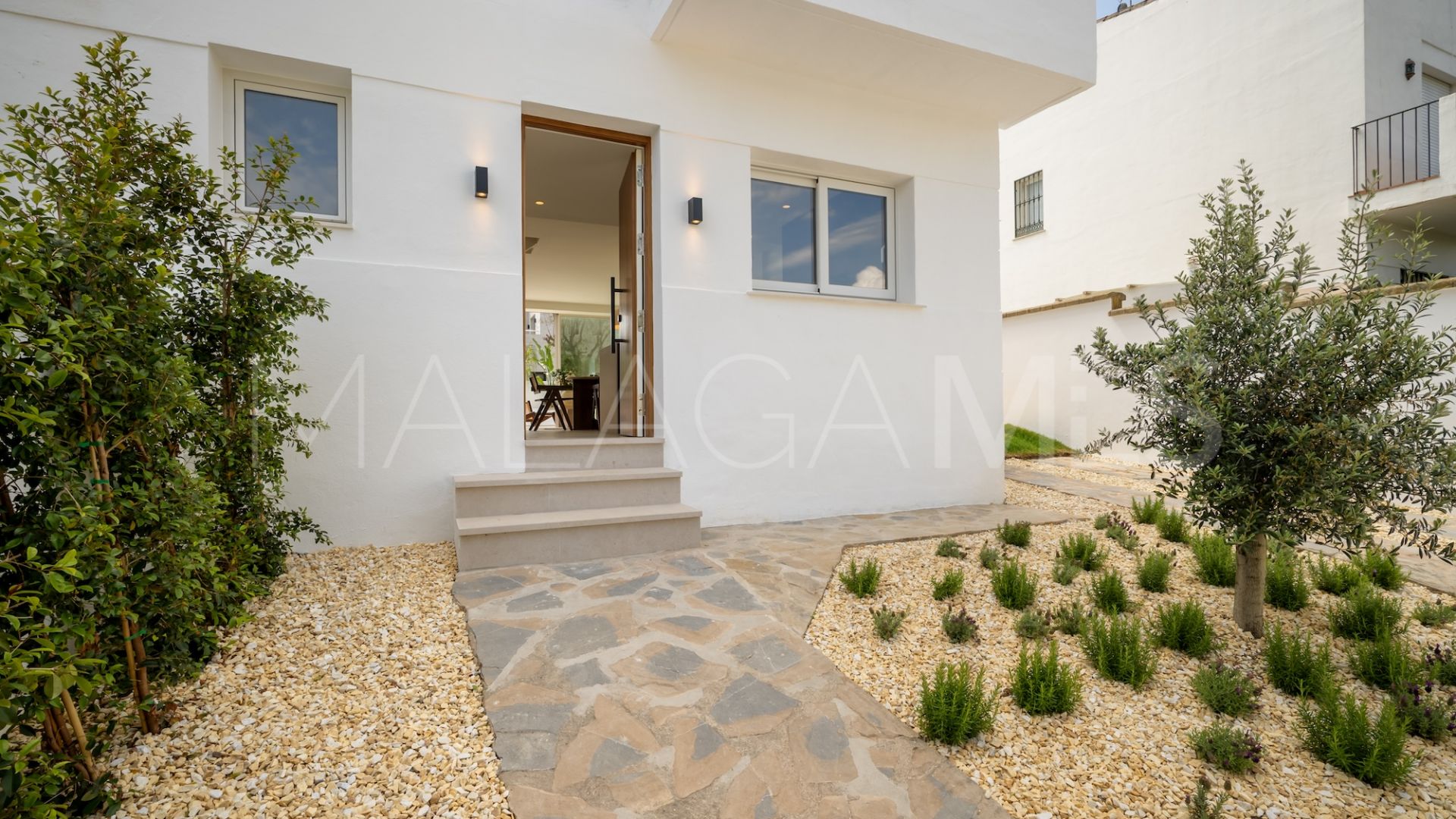 Parvilla for sale in Altos del Rodeo