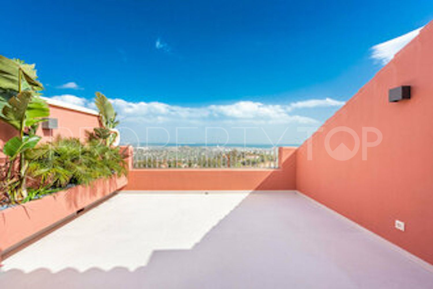 For sale Marbella City penthouse with 4 bedrooms