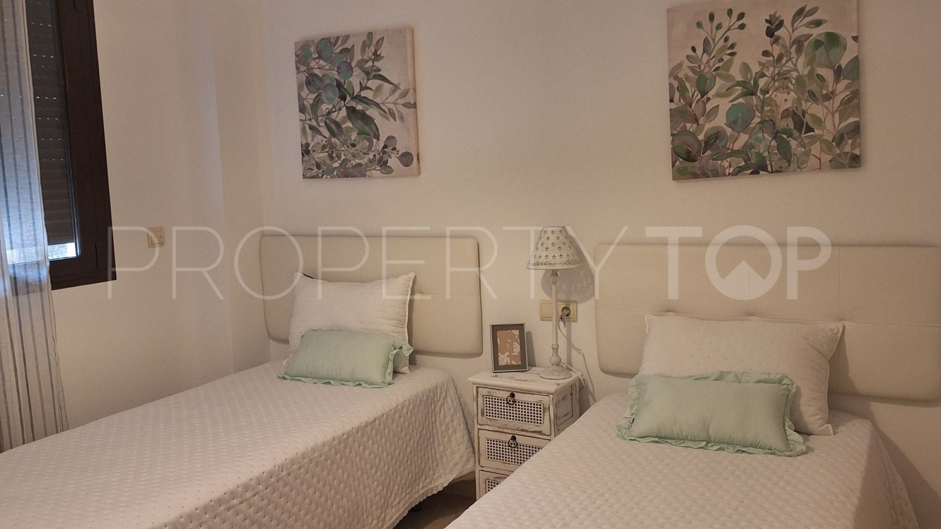 Apartamento en venta en Ribera del Paraiso con 2 dormitorios