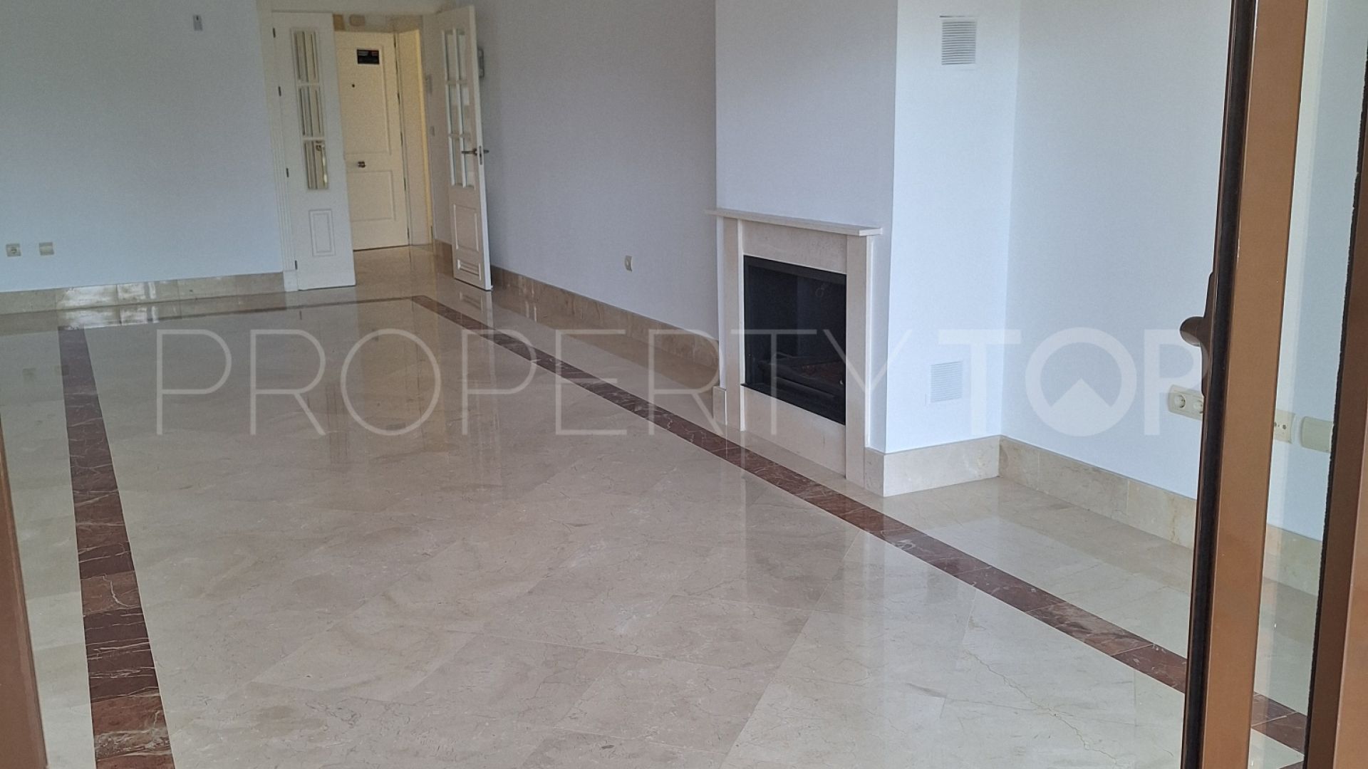 For sale apartment with 2 bedrooms in Ribera del Paraiso