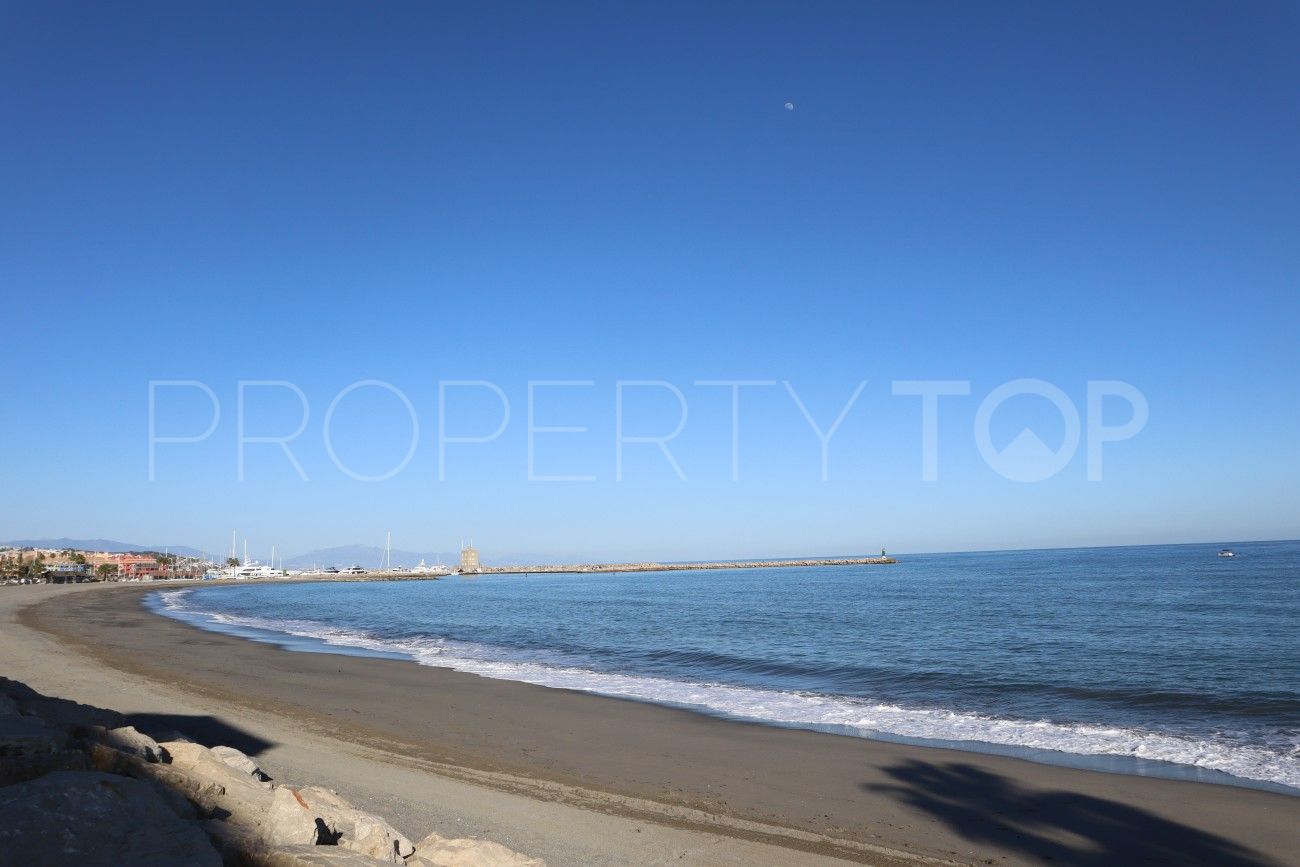 Apartment for sale in Apartamentos Playa with 3 bedrooms