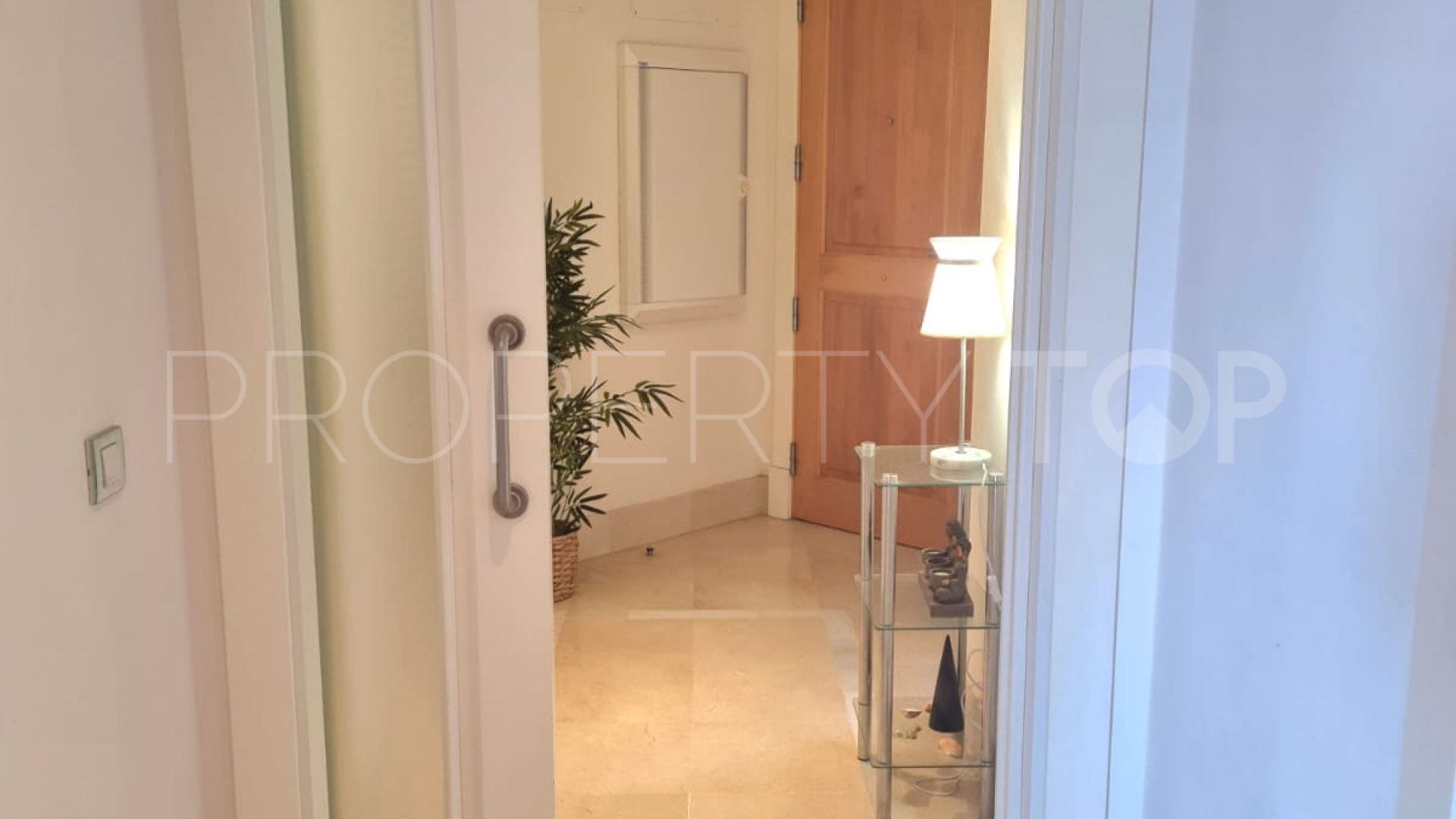 Buy apartment in Ribera del Obispo