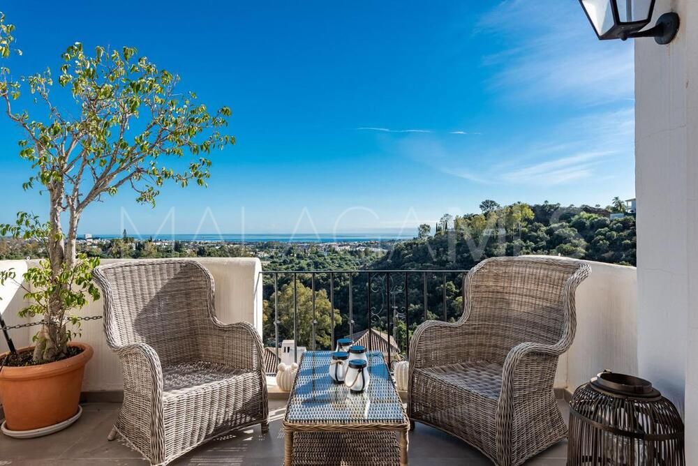 Se vende Ático in Los Arqueros de 2 bedrooms