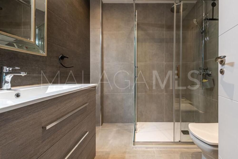 Se vende Ático in Los Arqueros de 2 bedrooms