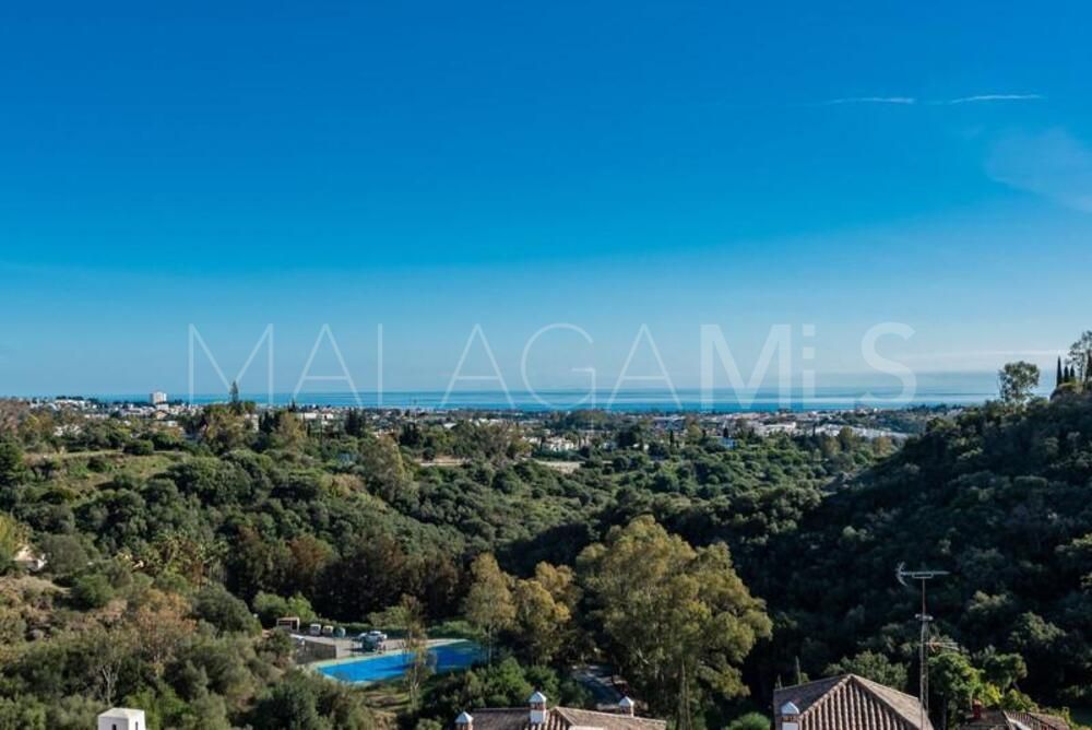 Se vende Ático in Los Arqueros de 2 bedrooms