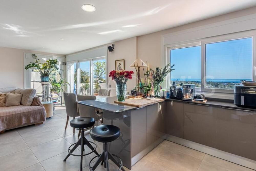 Se vende Ático in Los Arqueros de 2 bedrooms