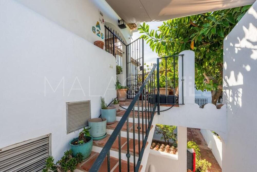 Se vende Ático in Los Arqueros de 2 bedrooms