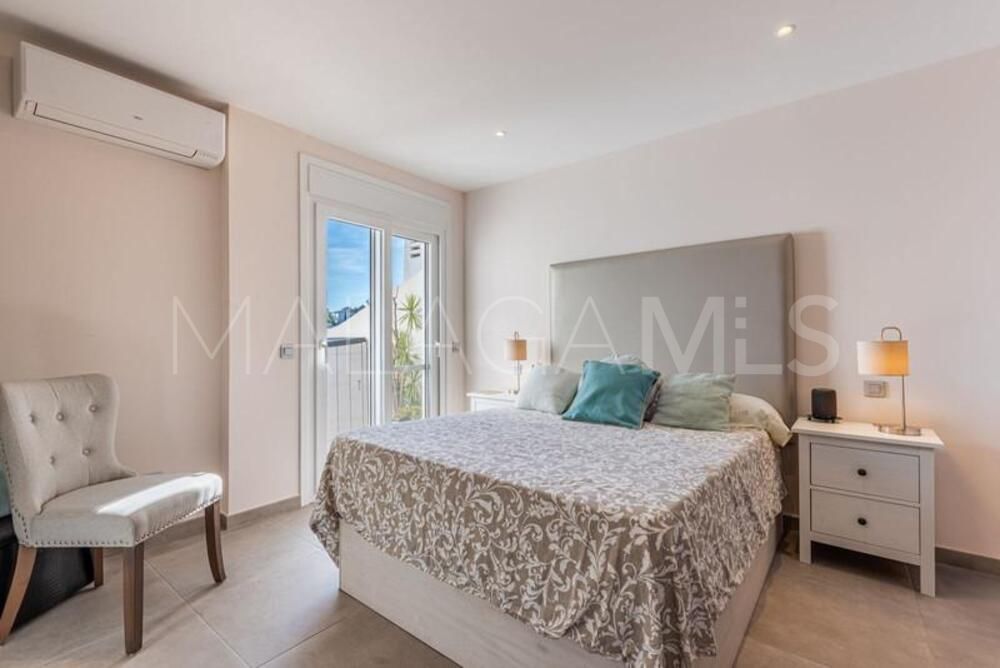 Se vende Ático in Los Arqueros de 2 bedrooms