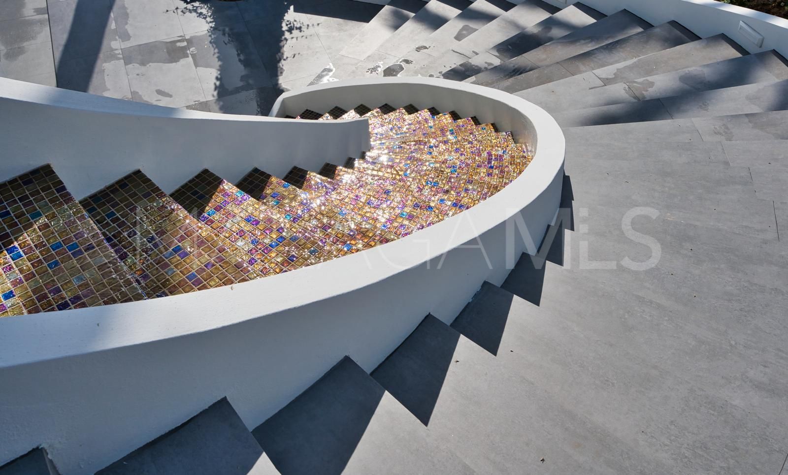 10 bedrooms Nueva Atalaya villa for sale