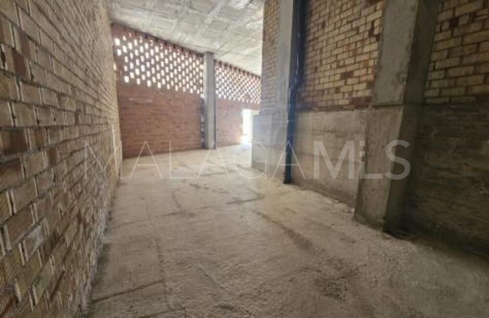 Supermarché for sale in San Pedro Playa