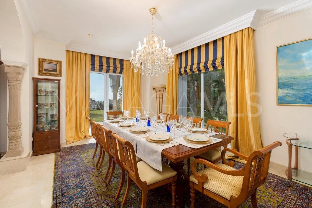 Villa for sale in La Quinta Golf