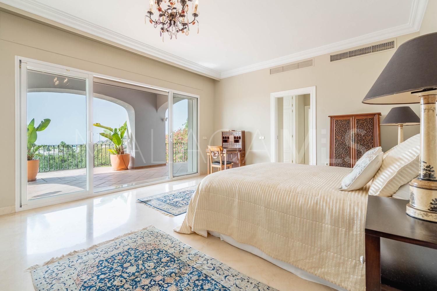 Villa for sale in La Quinta Golf